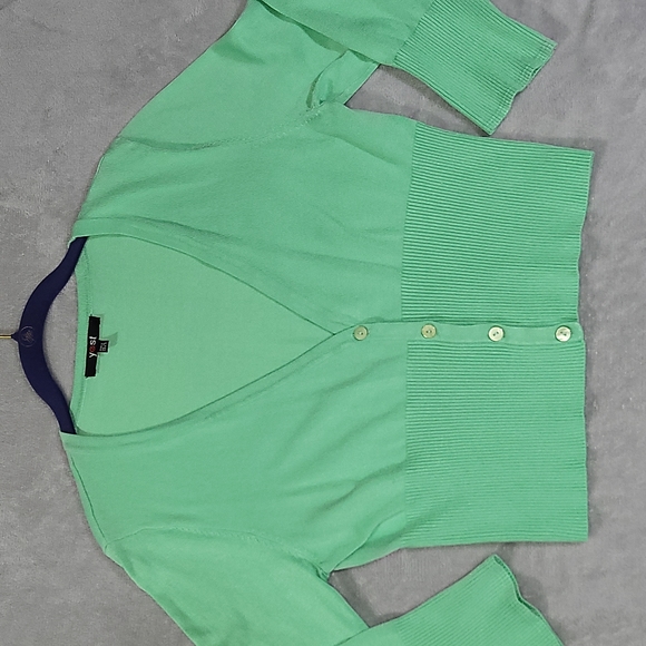 NWOT Cardigan 💚 - Picture 2 of 10